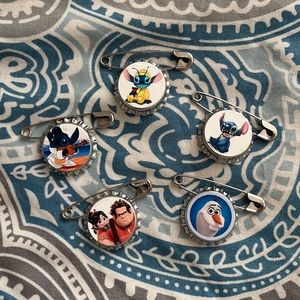 Set of 5 Disney Bottlecap Pins